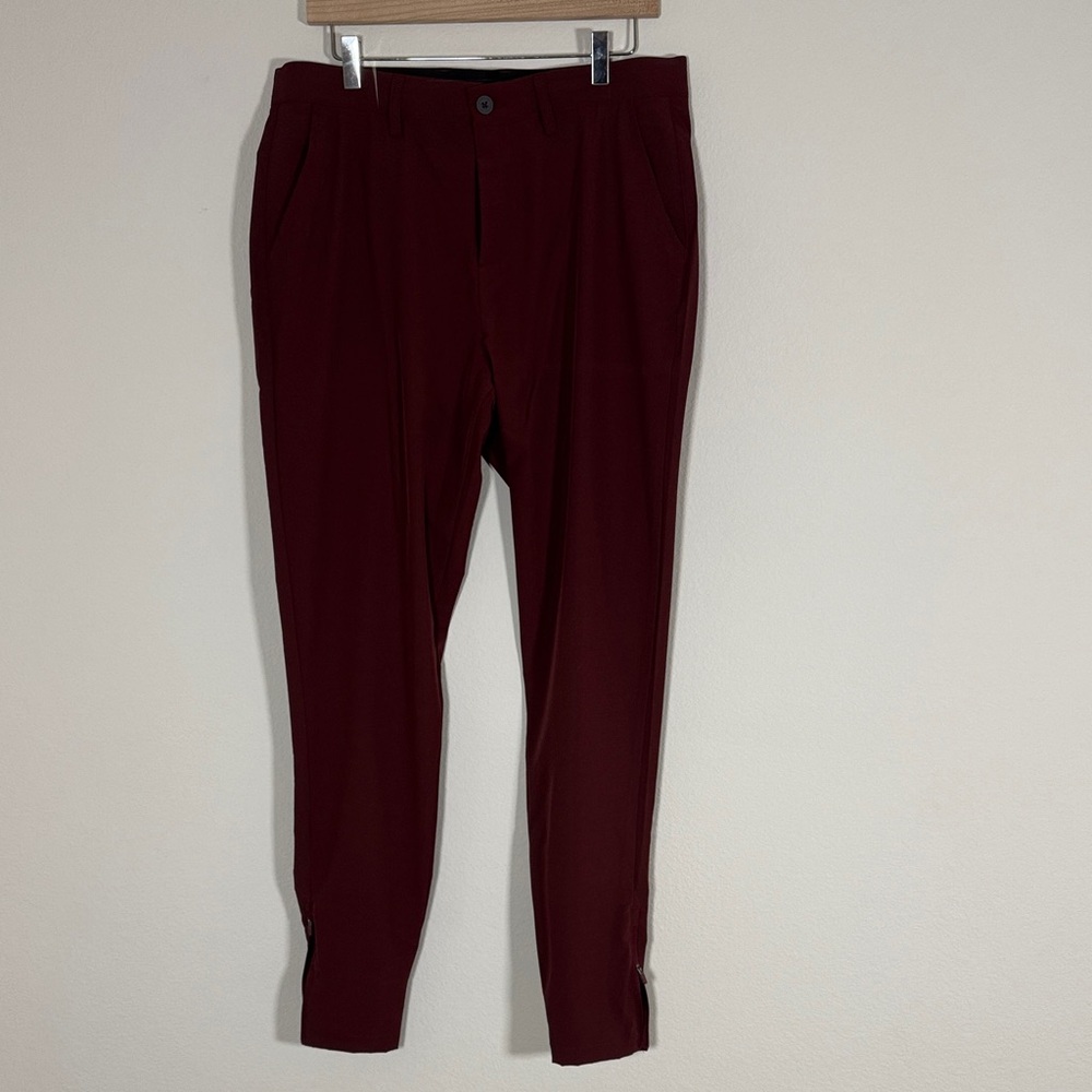 Maroon Waggle Golf Joggers